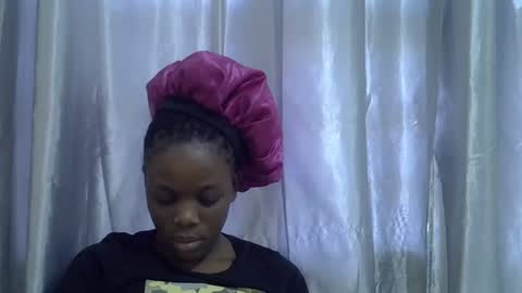 petite_melan online show from 10-20-25, 06:03