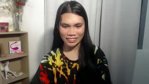 petite_pauline online show from 02-15-26, 11:52