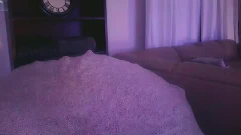 Snapshot of petite_treat_ chatting on 01-19-25, 06:20 petite treat online show from 01-19-25, 06:20