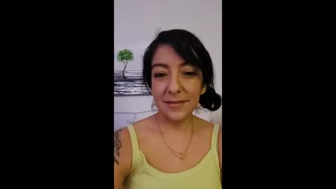 Snapshot of petite_treat_ chatting on 12-16-25, 07:35 petite treat online show from 12-16-25, 07:35