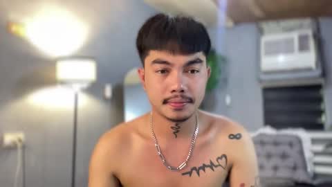 Snapshot of petiteasianx chatting on 01-06-26, 02:48 Vrin online show from 01-06-26, 02:48