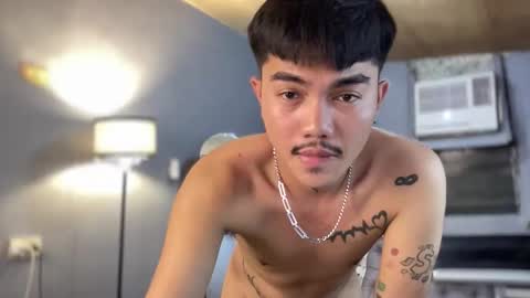 Snapshot of petiteasianx chatting on 01-06-26, 02:54 Vrin online show from 01-06-26, 02:54