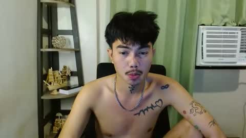 Snapshot of petiteasianx chatting on 02-10-26, 05:00 Vrin online show from 02-10-26, 05:00