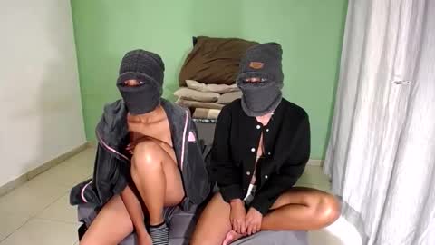 petitesammy online show from 10-31-25, 05:08