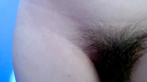 Snapshot of petra_butterfly chatting on 01-14-25, 02:19 i.. .U can call me Nick ....    Help me to reach 200 thumbs up online show from 01-14-25, 02:19