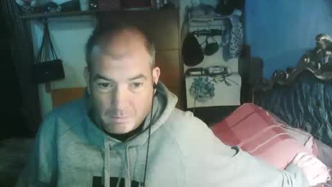 pets76 online show from 11-27-25, 06:54