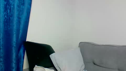 Arielle online show from 11-19-25, 02:06