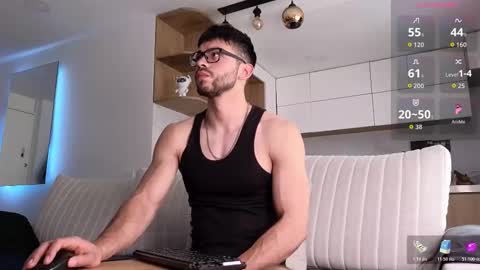 phantom_bigger1 online show from 11-23-25, 04:18