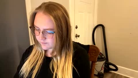 PhatAssBlond online show from 01-21-25, 01:39