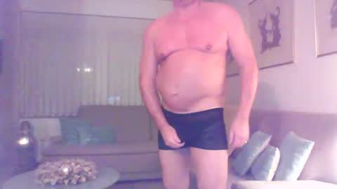 Phil online show from 12-03-25, 06:39