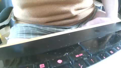 Snapshot of philache04 chatting on 01-19-25, 09:22 Gabu online show from 01-19-25, 09:22