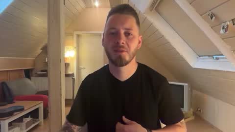 Ben 1995 online show from 02-22-26, 02:59