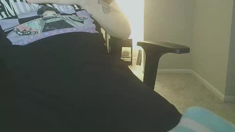 Mia online show from 10-01-25, 03:12