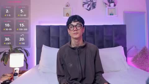 Phillip online show from 09-17-25, 09:38