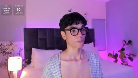 Phillip online show from 11-22-25, 10:42