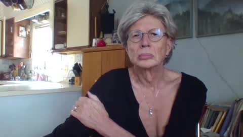 phillipa online show from 03-09-25, 03:49