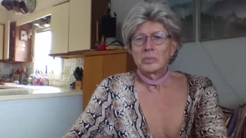 phillipa online show from 03-12-25, 04:13