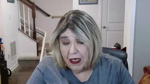 Snapshot of phillyguy195601 chatting on 09-11-25, 04:01 Geri online show from 09-11-25, 04:01