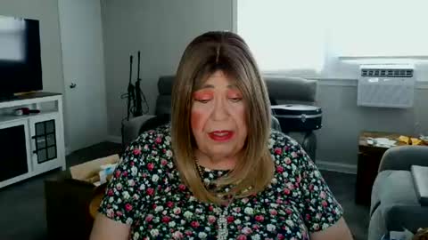 Snapshot of phillyguy195601 chatting on 06-12-26, 04:50 Geri online show from 06-12-26, 04:50