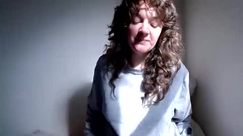 sophie online show from 01-02-25, 04:24