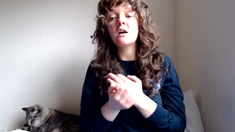 sophie online show from 01-10-25, 03:06