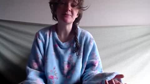 sophie online show from 03-09-25, 02:32