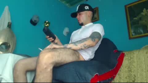 Snapshot of phlilloyhighclouds chatting on 12-26-24, 01:43 phlilloyhighclouds online show from 12-26-24, 01:43