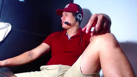 AdnierGnz online show from 02-24-25, 12:48