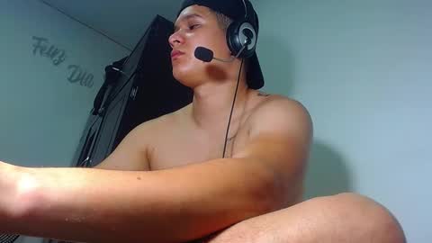 AdnierGnz online show from 03-09-25, 07:26