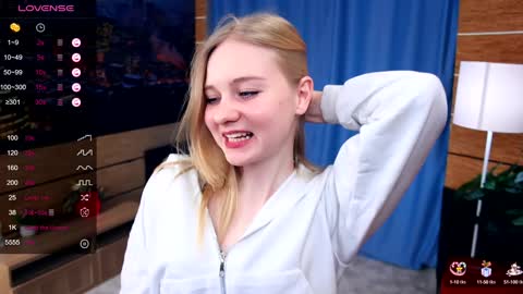 Snapshot of phyllisearney chatting on 01-14-25, 04:57 Hann G. Jones online show from 01-14-25, 04:57