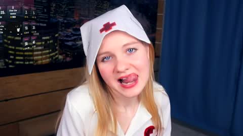 Snapshot of phyllisearney chatting on 02-14-25, 07:38 Hann G. Jones online show from 02-14-25, 07:38