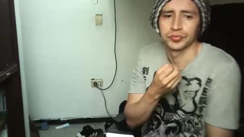 Snapshot of picaachu chatting on 03-03-25, 02:37 picaachu online show from 03-03-25, 02:37