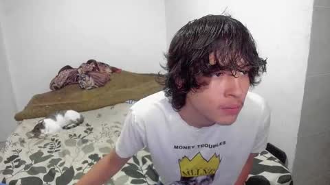 picaszomilos350 online show from 11-25-25, 11:10