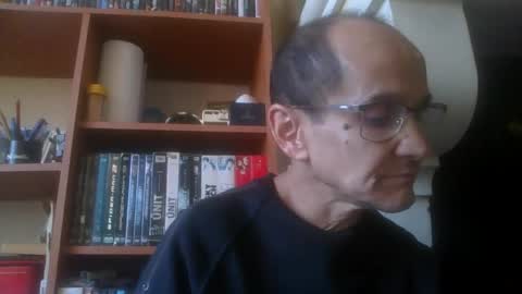 pichoun71 online show from 01-19-25, 01:44