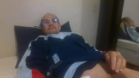 pichoun71 online show from 11-09-25, 06:44