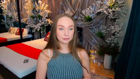 Emelie online show from 01-31-25, 10:20