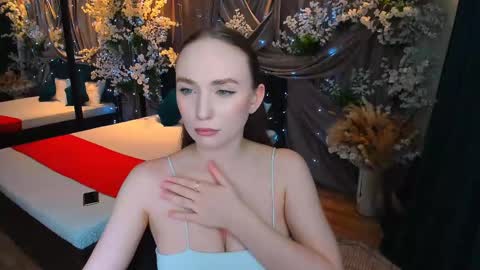 Emelie online show from 02-09-25, 01:25