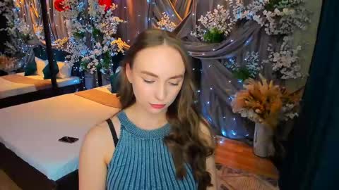 Emelie online show from 02-24-25, 04:58