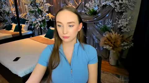 Emelie online show from 03-07-25, 07:27