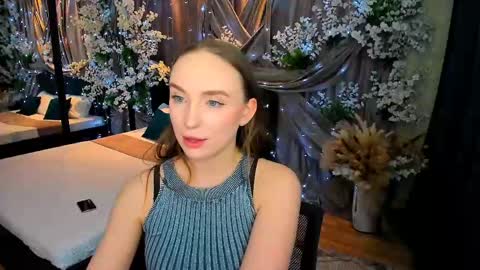 Emelie online show from 03-07-25, 10:32