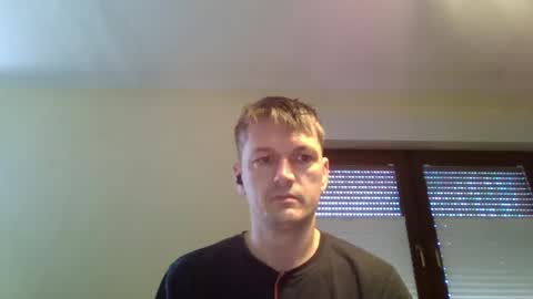 Snapshot of piercingsxxx chatting on 02-25-25, 10:04 piercingsxxx online show from 02-25-25, 10:04