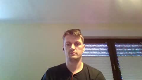 Snapshot of piercingsxxx chatting on 02-28-25, 10:09 piercingsxxx online show from 02-28-25, 10:09