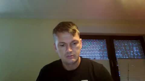 Snapshot of piercingsxxx chatting on 11-17-25, 10:21 piercingsxxx online show from 11-17-25, 10:21