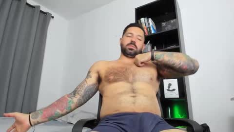 Pierre online show from 02-04-25, 02:28