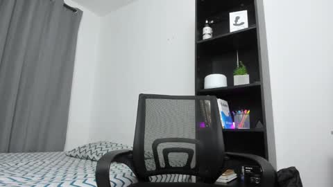 Pierre online show from 02-16-25, 12:41