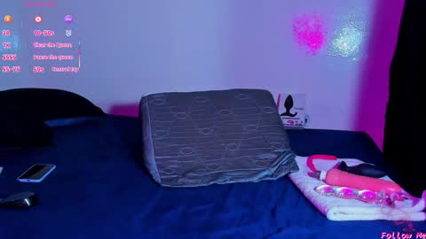 Snapshot of piggy_eddy chatting on 02-12-26, 02:28 Eddy Brock... Its a pleasure to talk to... online show from 02-12-26, 02:28