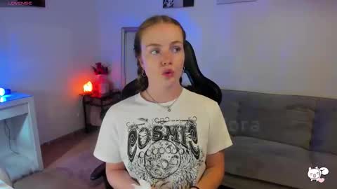 PiinkPandora online show from 09-22-25, 04:42