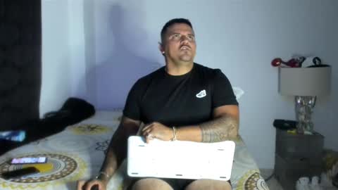 pikoro_gomez online show from 01-16-26, 02:04