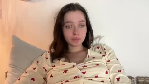 Snapshot of pileacadieri__ chatting on 12-28-24, 09:52 Trisha     online show from 12-28-24, 09:52