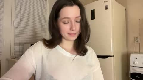 Snapshot of pileacadieri__ chatting on 10-05-25, 02:37 Trisha     online show from 10-05-25, 02:37